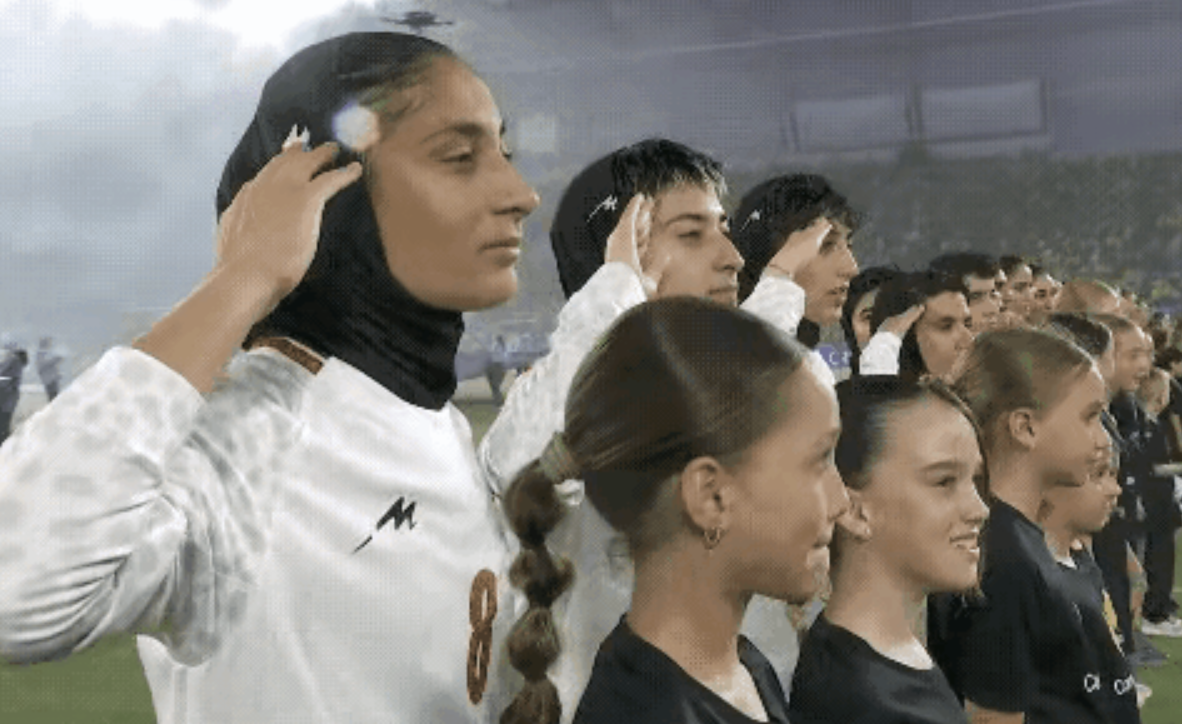 kaiyun-悲情！伊朗女足含泪参加亚洲杯 惨遭打爆:2连败+总分0-7 射门4-63